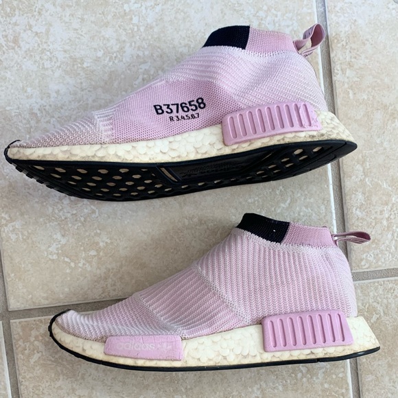 Adidas B37658 Boost R34567 women’s athletic running tennis shoes size 6 - Picture 6 of 17